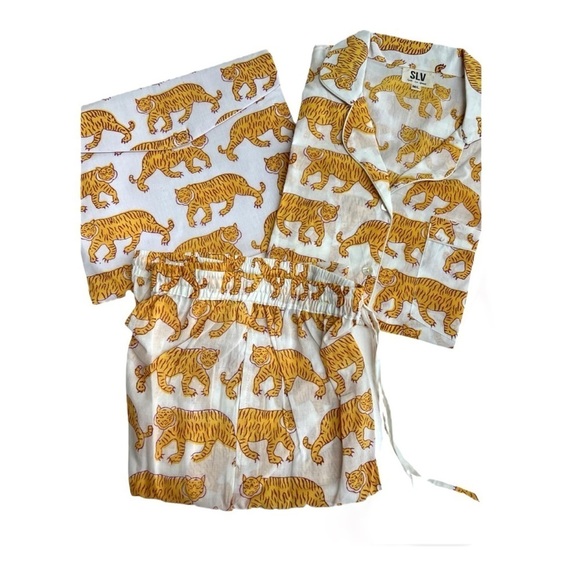 Sur la Vague Tibetan Tiger Pajama Pants Set NWT - Picture 4 of 4